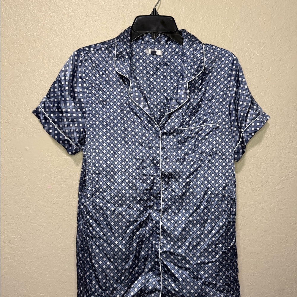 Silk Blue Polka Dot Button Down Shirt and Shorts Pajama Set Size Medium/ M